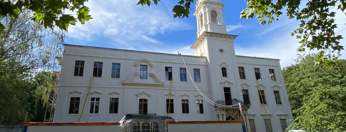 Schloss Dammsmühle is one of Ausflugsziele.