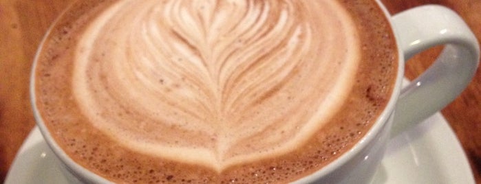 Caffe Adagio is one of Posti che sono piaciuti a Dan.