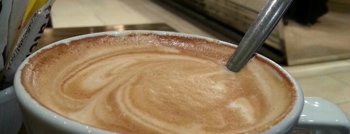 Caffè Fratelli is one of Maria 님이 좋아한 장소.