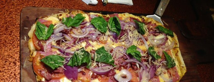 Muzzarella is one of The 15 Best Places for Pizza in San Juan.