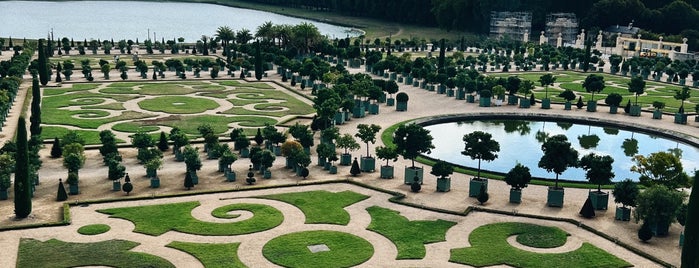 Jardins du Château de Versailles is one of สถานที่ที่บันทึกไว้ของ Darlene.