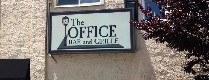 The Office Bar and Grille is one of Philip : понравившиеся места.