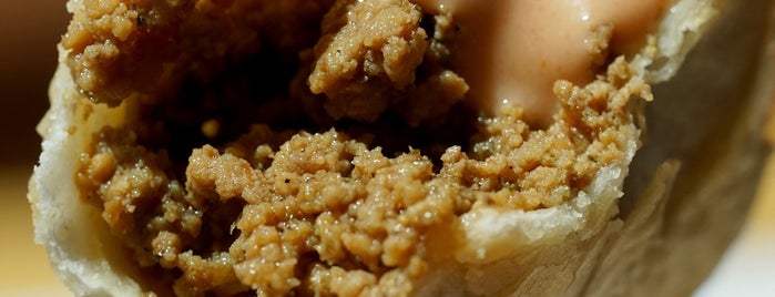 Dominican Cravings is one of Locais salvos de Michelle.