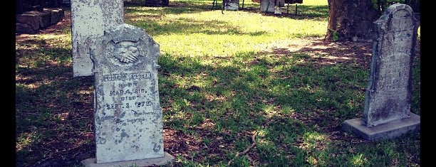 Old Huguenot Cemetery is one of St. Augustine, FL Favorites.
