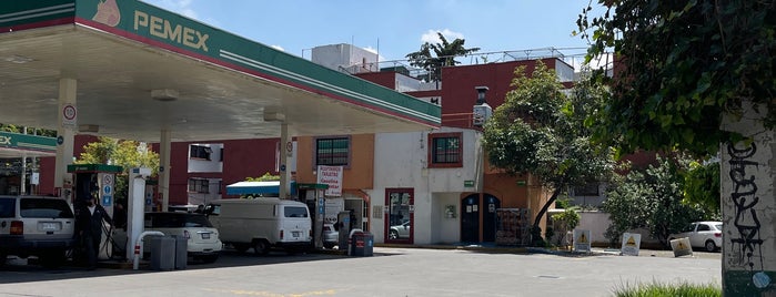 Gasolinera Pemex is one of Gasolinerías DF.