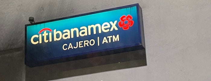 Citibanamex is one of Franciscoさんのお気に入りスポット.