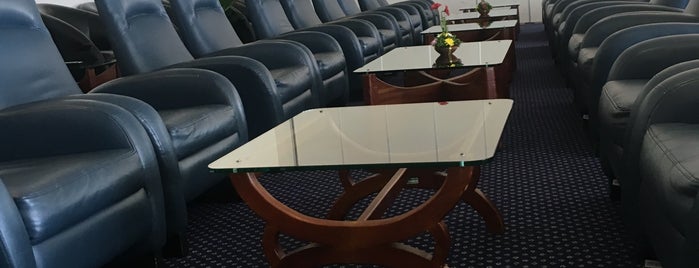 Araliya Business Lounge is one of Lugares favoritos de Waleed.