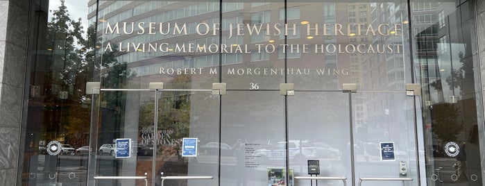 Museum of Jewish Heritage is one of NYC in 72 hours🚕🧳.
