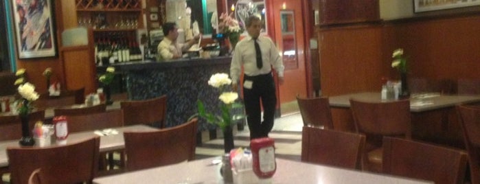 Gee Whiz Diner is one of Posti che sono piaciuti a Danyel.