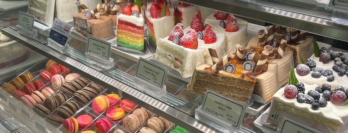 Paris Baguette is one of Places to Eat around Orange County.