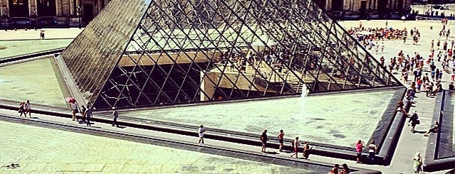 Museum Louvre is one of Essential NYU: Paris.