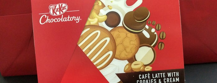 KitKat® Chocolatory is one of Lieux qui ont plu à Tracy.