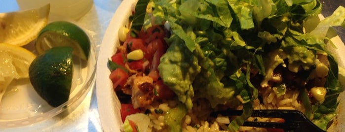 Chipotle Mexican Grill is one of Orte, die Mark gefallen.
