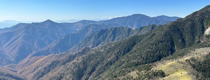 破風山 is one of 山梨百名山.