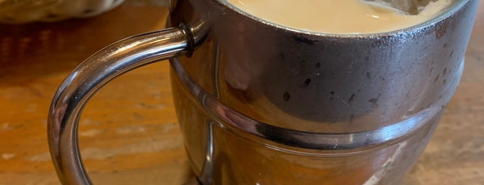 Komeda's Coffee is one of Lieux qui ont plu à Hideyuki.