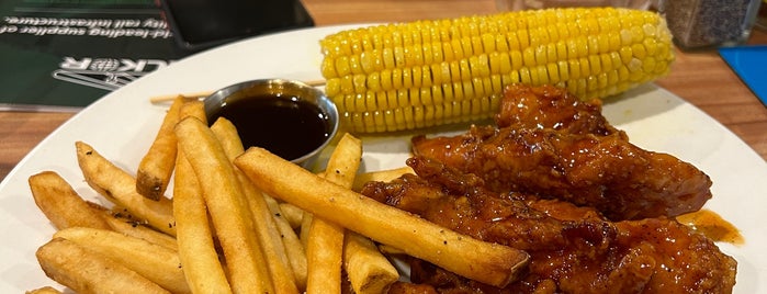 Chili's Grill & Bar Restaurant is one of Kelvin's Recommended Makan Places.