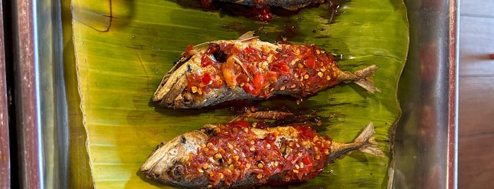 Restoran Mat Ayam Kampung is one of Food to try.