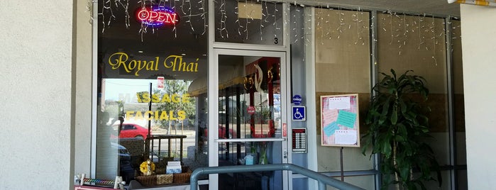 royal thai massage is one of Thai Massage.