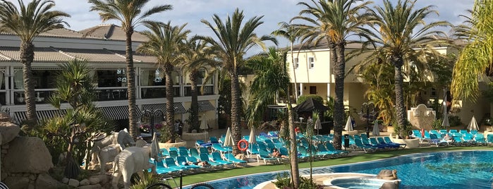 Oasis Golf Resort Hotel Tenerife is one of Hoteles.