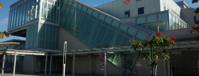 Shimada Station is one of 東海道本線.