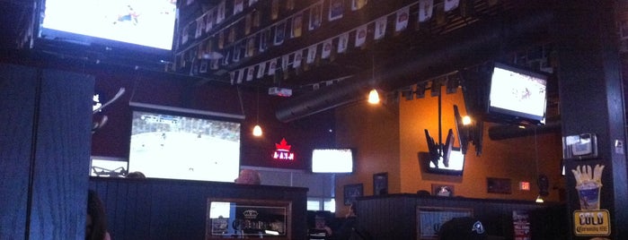 Hoops Sports Bar & Grill is one of Toronto | Final Champions.