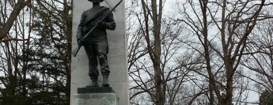 Fort Donelson National Battlefield is one of Lugares guardados de Michael X.