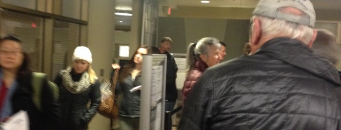 TSA Security Checkpoint is one of susan'ın Beğendiği Mekanlar.