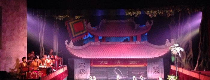 Nhà Hát Múa Rối Thăng Long (Thang Long Water Puppetry Theatre) is one of Locais curtidos por Jacobo.