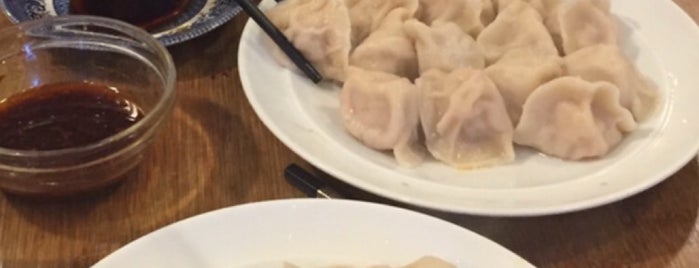 Cafe Oriental Dumpling Bar is one of Philさんのお気に入りスポット.