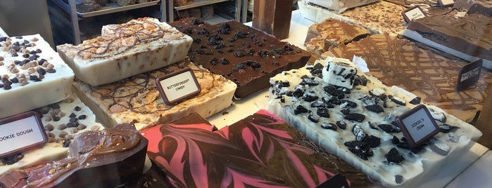 North Pole Fudge and Ice Cream Co. is one of California road trip 2014.