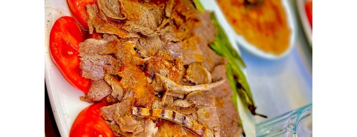 İskender is one of Fuatさんのお気に入りスポット.