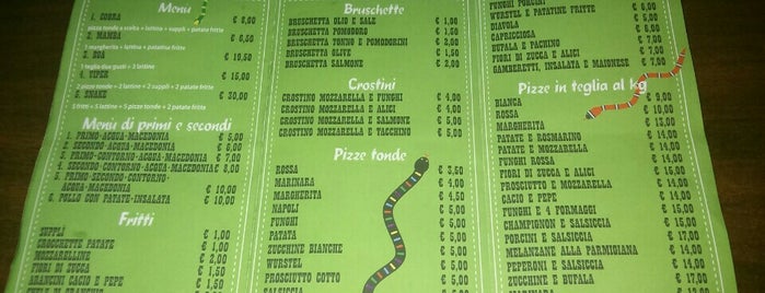 Pizzeria Dei Serpenti is one of สถานที่ที่ Mark ถูกใจ.