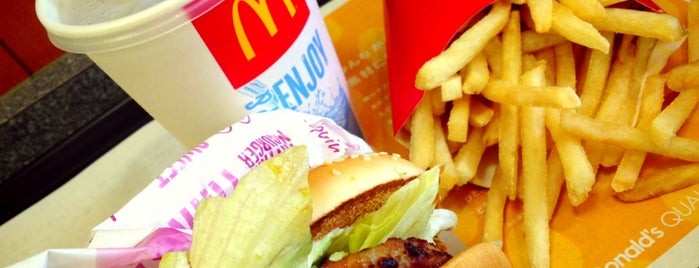 マクドナルド 天王洲郵船ビル店 is one of Top picks for Fast Food Restaurants.