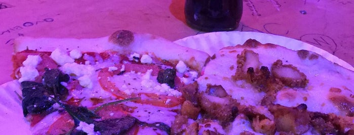 Dimo's Pizza is one of Posti che sono piaciuti a nemo.