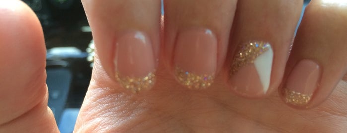 The Nail Lounge of La Jolla is one of Locais curtidos por Molly.