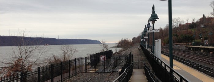 Riverdale Waterfront Promenade is one of North R.
