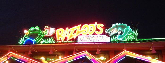 Razzoo's Cajun Cafe is one of Tempat yang Disukai Bill.