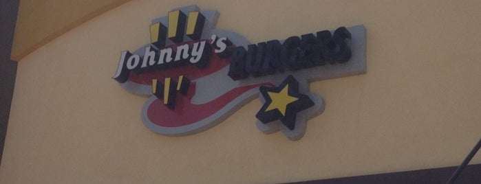 Johnny's Burgers is one of Locais curtidos por Andrea.