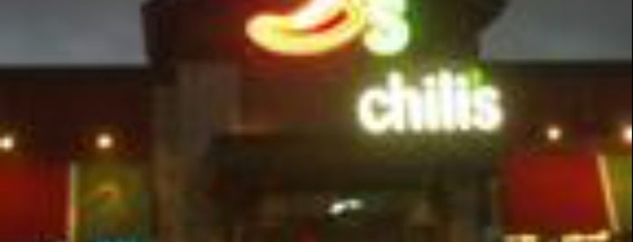 Chili's Grill & Bar is one of Yummies.