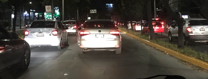 Súper Av. Lomas Verdes is one of Oscar'ın Beğendiği Mekanlar.