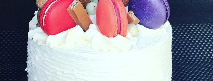 Le Macaron is one of Dsd.
