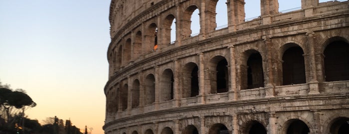 コロッセオ is one of Rome | 9.-13.7. 2016.