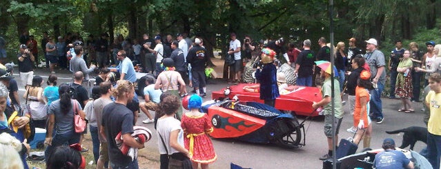 Portland Adult Soapbox Derby is one of Valentinoさんのお気に入りスポット.