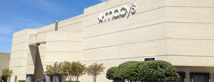 Macy's is one of Susan'ın Beğendiği Mekanlar.