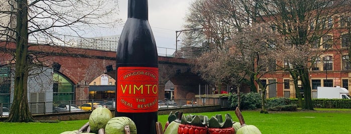 A Monument to Vimto is one of Manchester.