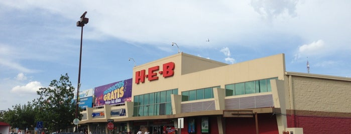 H-E-B is one of Tempat yang Disukai Patricia.