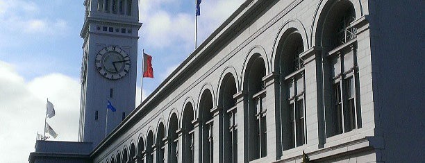 Ferry Building Marketplace is one of 41 cosas que no puedes perderte en San Francisco.