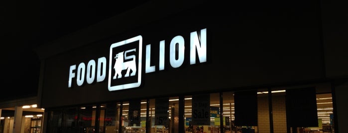 Food Lion Grocery Store is one of Anthony : понравившиеся места.
