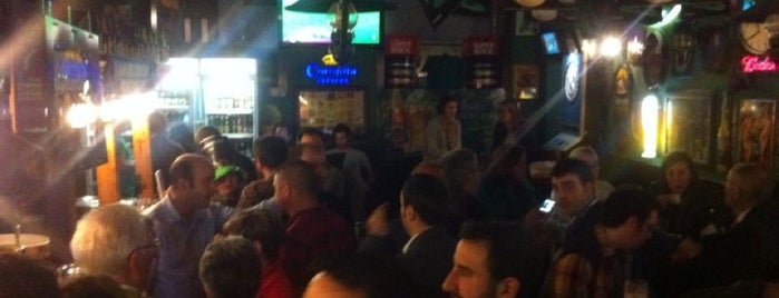 Grace O'Malleys Irish Bar is one of Posti che sono piaciuti a Serxu.