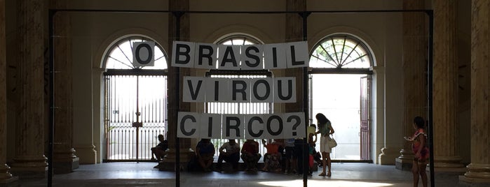 Casa França-Brasil is one of Tempat yang Disukai Juliana.